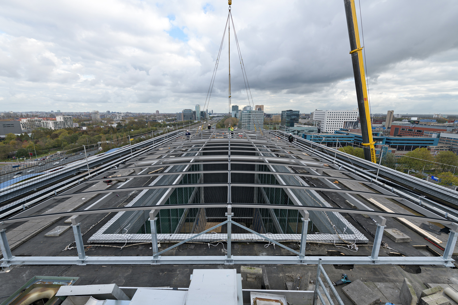 Glaskap Infinity, Amsterdam