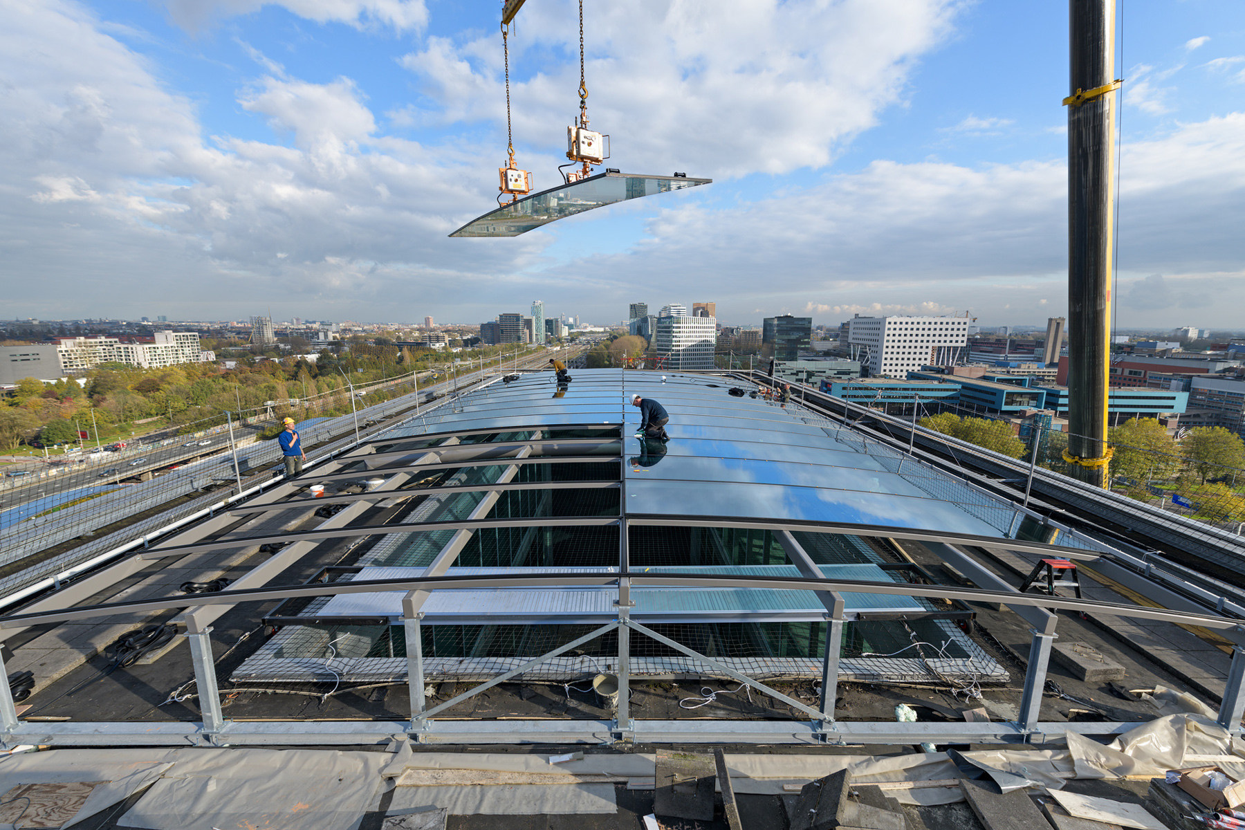 Glaskap Infinity, Amsterdam